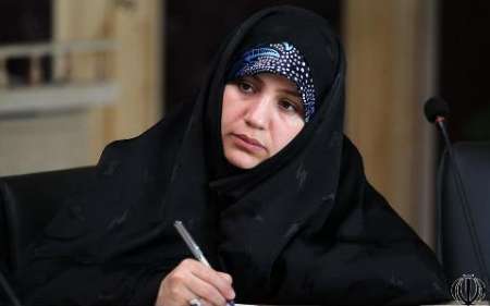نگاه تبعیض‌آمیز به زنان در جامعه برطرف شود