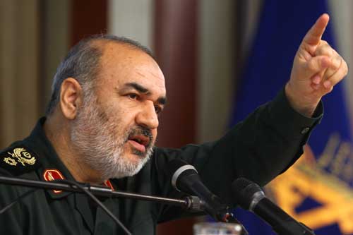انقلاب به مسلمانان هویت دوباره بخشید/ هراس دشمن از نفوذ انقلاب در خارج مرز های کشور است/ جبهه مقاومت در منطقه صهیونیسم و استکبار را زمین گیر کرد