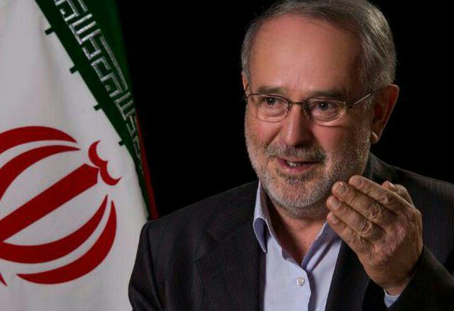 بیمقدار: گروهی از اصولگرایان مردم را بیشتر دکور فرض می کنند