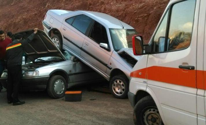 حادثه ای عجیب در واژگونی پژو پارس + تصاویر