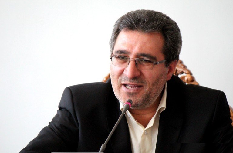 صدور حکم مشاور عالی برای شورای شهر تبریز با مدرک زیردیپلم