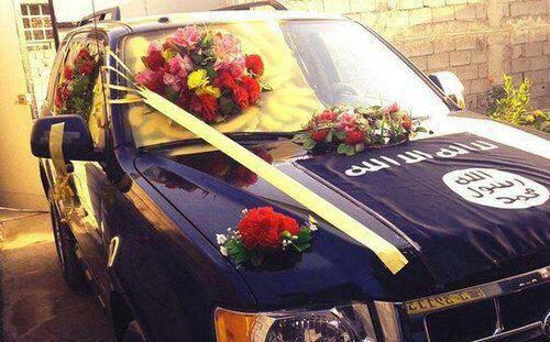 ماشین عروس به سبک داعش + تصویر