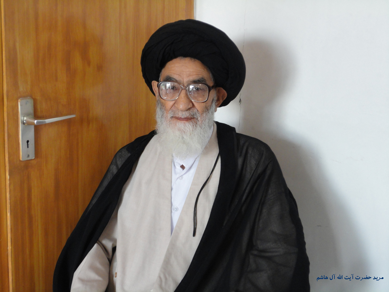 تجمل گرایی در سفره های افطار شایسته مؤمنان روزه دار نیست