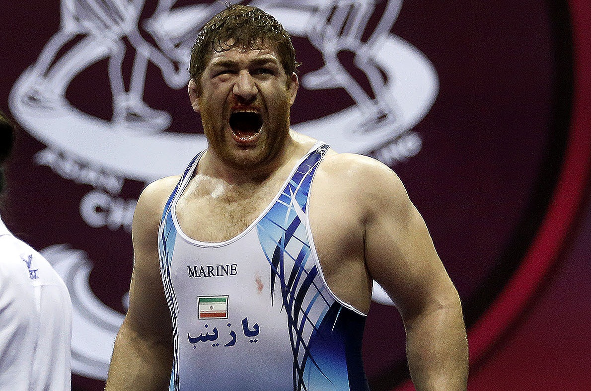 خادم ظلم بزرگی به من کرد؛ او را نمی‌بخشم