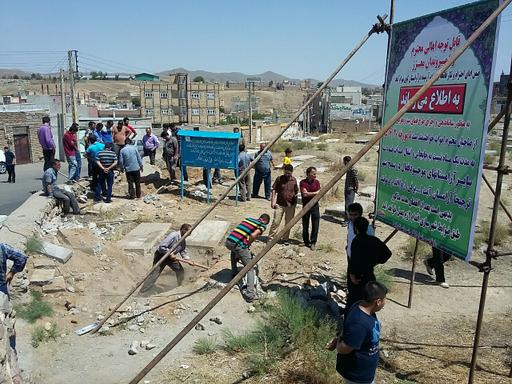 نبش قبر اموات در اهر / موضع‌گیری امام جمعه علیه اقدام شهرداری + عکس