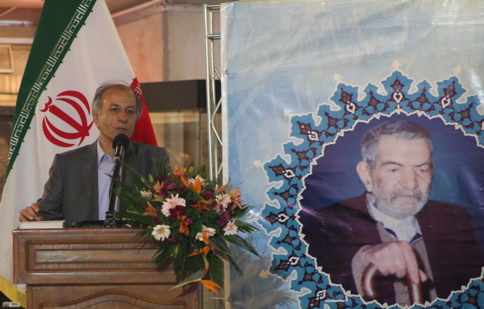 استاد شهریار نقطه‌ عطفی در ادبیات معاصر بود