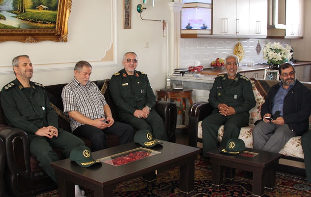 دوران دفاع مقدس گنج پایان‌ناپذیر ملت ایران است