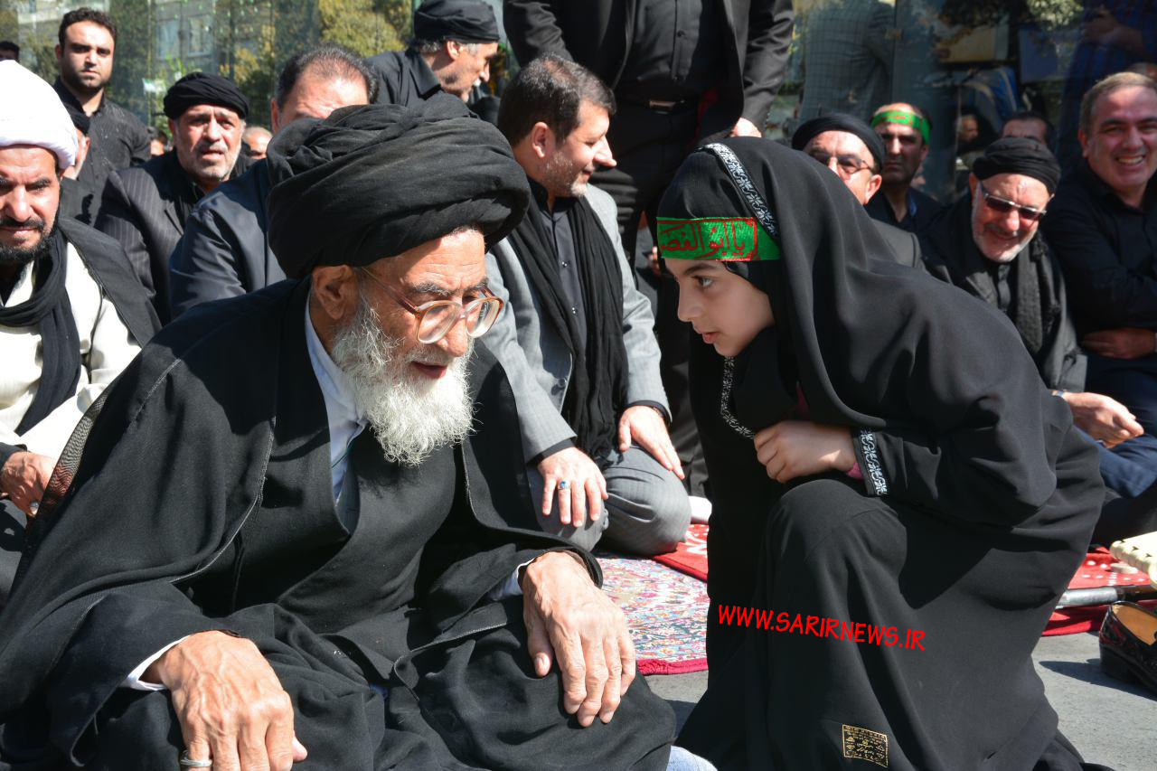 تصویری جالب از آیت الله آل‌هاشم در یکی از هیأت‌های عزاداری تبریز