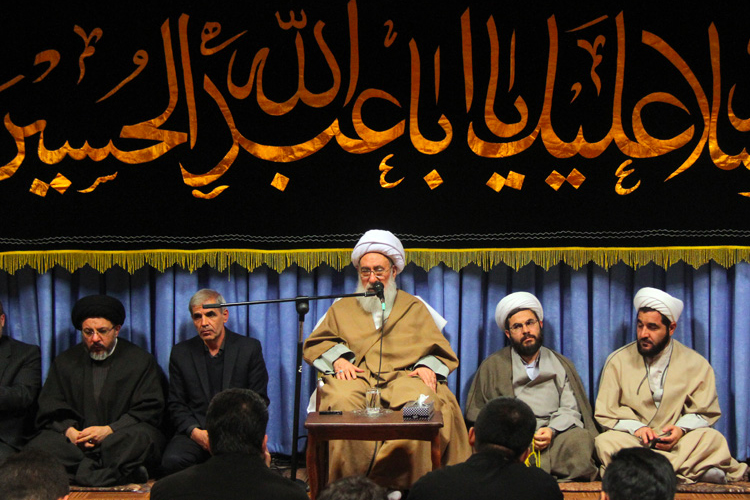 علامه طباطبایی افتخار اسلام در جهان است