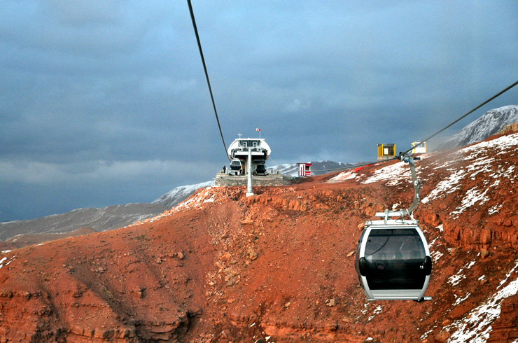 کشف جسد 2 جوان کوهنورد در ارتفاعات عینالی تبریز