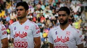 آیا ستاره جوان تراکتور مقابل استقلال بازی می کند؟