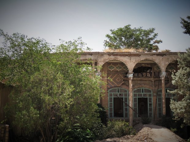 رضایت به مرگ تدریجی خانه تاریخی «کلکته‌چی»/ مرمت در اولویت نیست