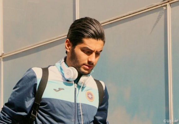 وضعیت مبهم مهاجم تراکتور / شریفی در آغوش کرانچار