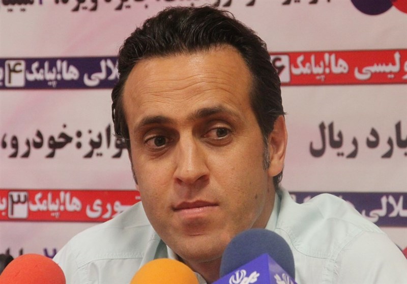 کریمی : بازی بدی را ارایه دادیم / درخشان کار حرفه ای انجام نداد