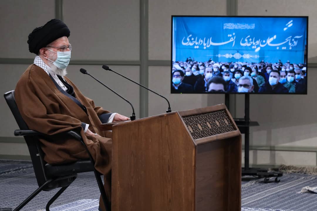 گلایه رهبری از عملکرد برخی مسئولان در مذاکرات برجام + فیلم