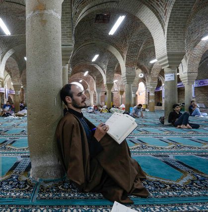 مراسم اعتکاف در شهرهای با رنگ‌بندی قرمز کرونایی آذربایجان‌شرقی برگزار نمی‌شود