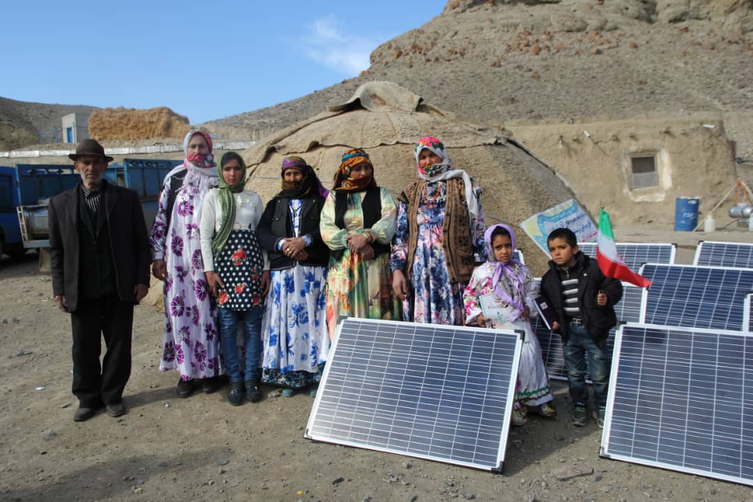 بهره‌برداری از سال ۴۷۱ پروژه برق رسانی همزمان با دهه مبارکه فجر