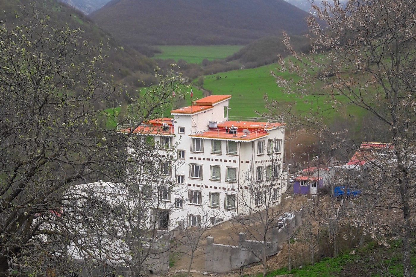 هتل سئحراما؛ نگینی در دل جنگل‌های ارسباران