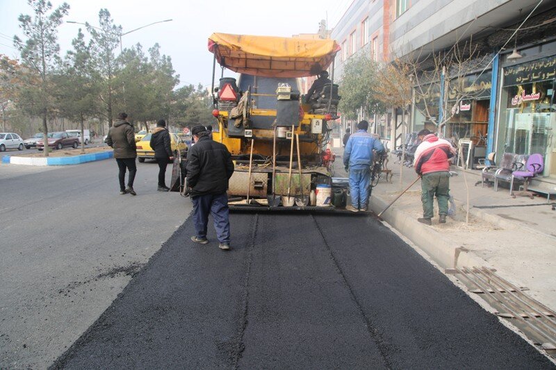 آغاز فصل جدید آسفالت‌ریزی در معابر تبریز