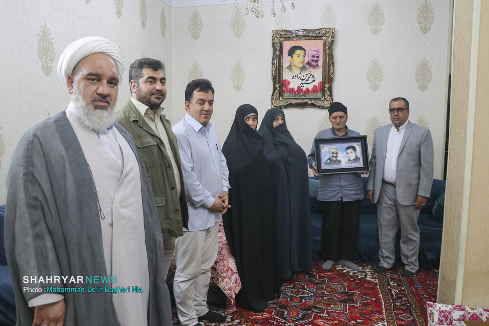 دیدار شهردار تبریز با خانواده معظم دو شهید والامقام هشت سال دفاع مقدس