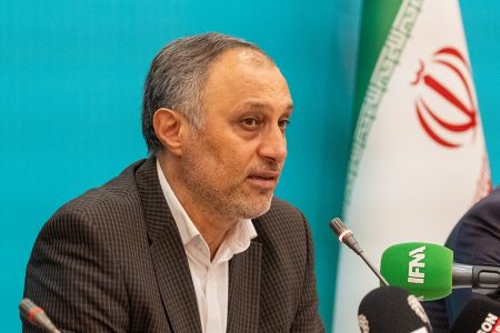 صادرکنندگان، قهرمانان واقعی اقتصاد آذربایجان‌شرقی هستند