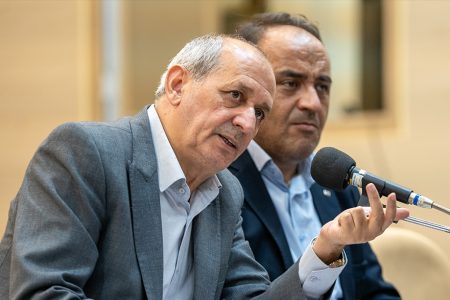 ۴۰۰ هکتار گلخانه در آذربایجان‌شرقی وارد چرخه تولید می‌شوند