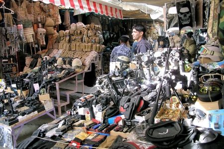 بازار مکاره باغ گلستان؛ داستان یک کسب و کار «چرک»!