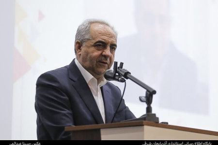 تمرکززدایی تنها به معنای تفویض اختیار نیست