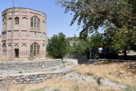 برج تاریخی خلعت پوشان به روی شهروندان بازگشایی شود