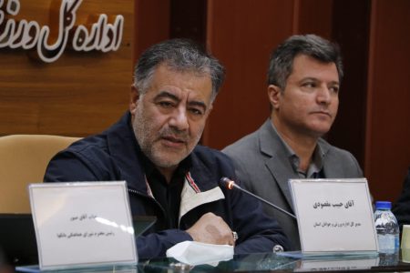 دشمنان با جنگ شناختی بر انحراف افکار نسل جوان متمرکز شده اند