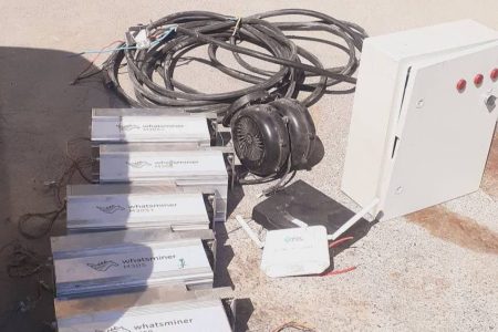 برخورد قاطع با برق‌دزدان رمزارزی؛ ۳ مرکز غیرمجاز در تبریز کشف و جمع آوری شد
