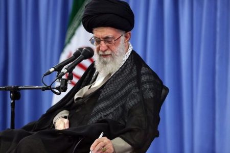 توسعه عدالت در منظومه فکری شهید خامنه‌ای